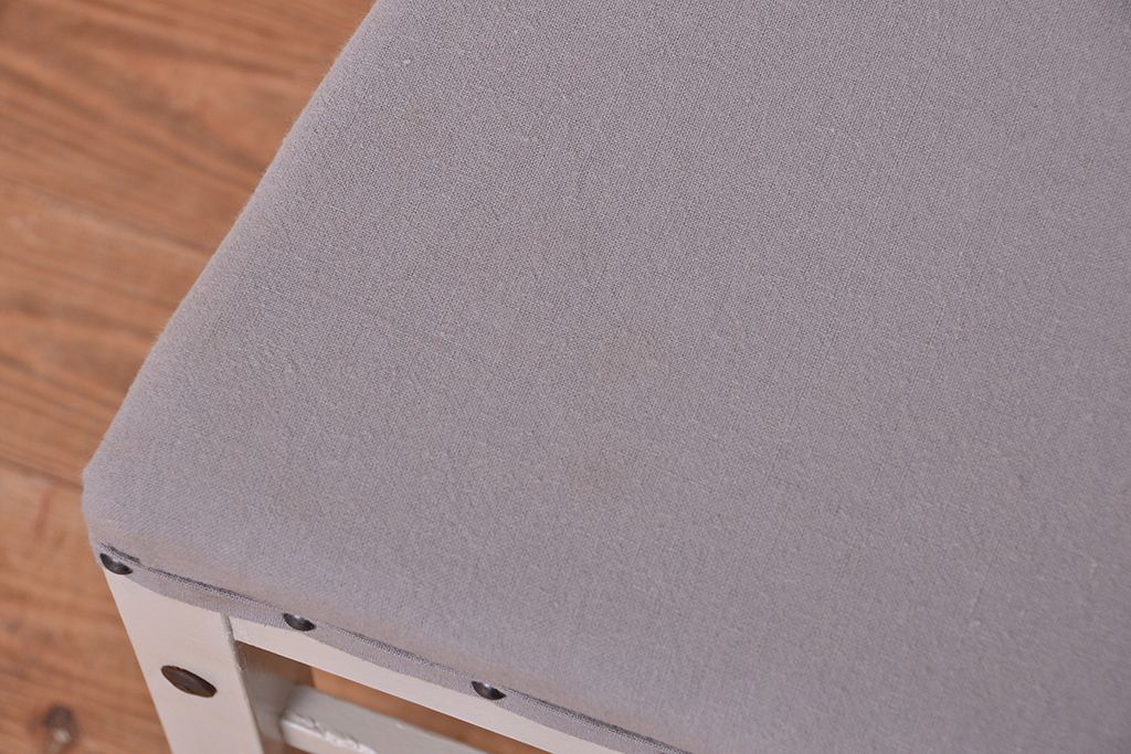 アンティーク家具　アンティークペイント　シンプルなダイニングチェア2脚セット(2)