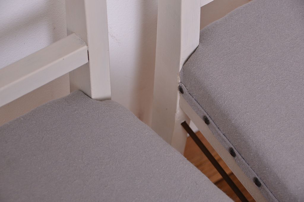アンティーク家具　アンティークペイント　シンプルなダイニングチェア2脚セット(2)