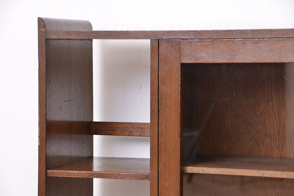 レトロ家具　昭和レトロ　古い木の小さな本箱(収納棚)