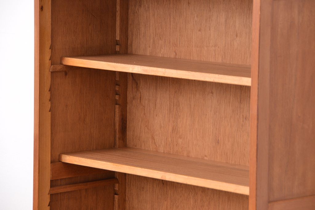 レトロ家具　★昭和レトロ　大振りな引き出し付き飾り棚(本棚)