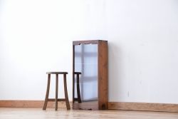 レトロ家具　昭和レトロ　古い木の小振りなガラスショーケース(陳列棚)　