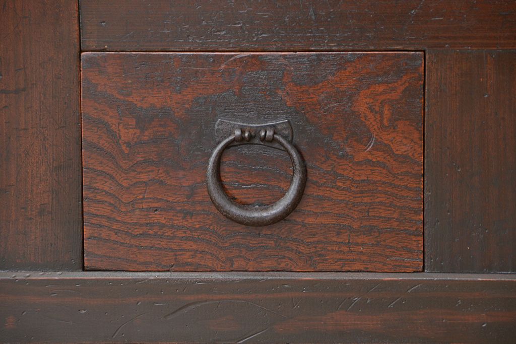 アンティーク家具　古民具・骨董　使い込まれた趣のある結霜ガラス三尺水屋箪笥(食器棚・収納棚)