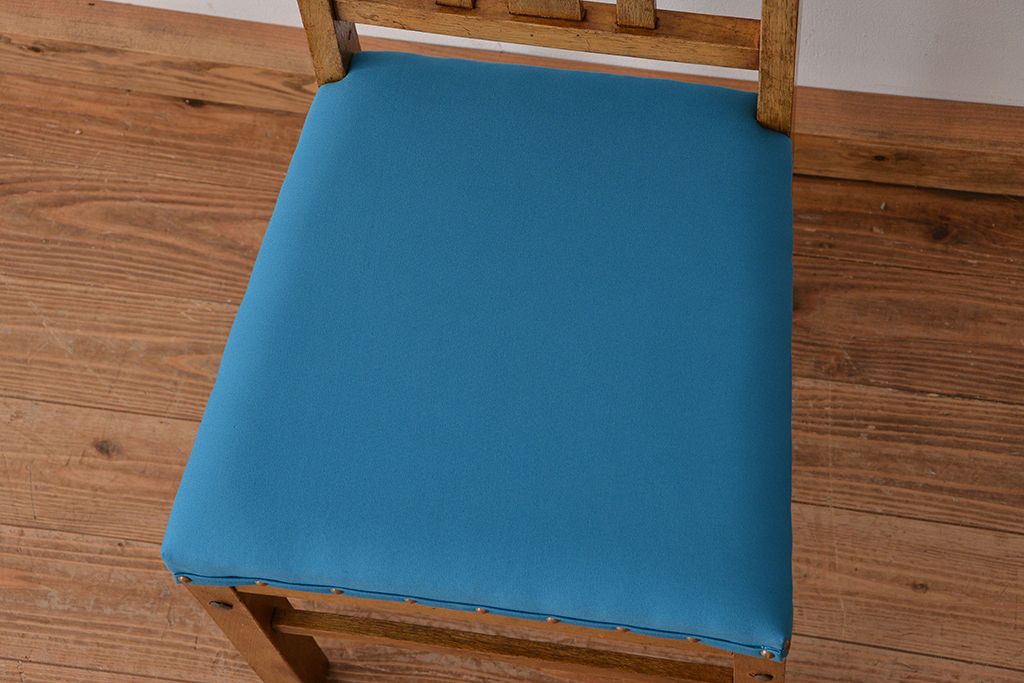 レトロ家具　アンティーク　古いナラ材のレトロチェア(椅子)