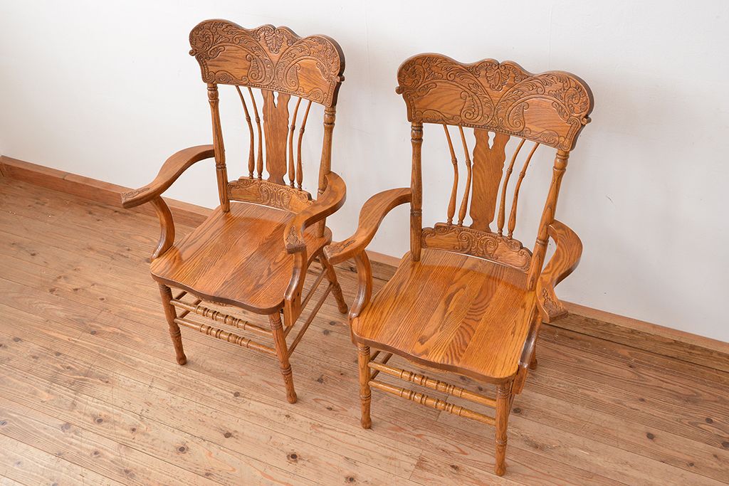 ★中古 IDC大塚家具取扱品 Shin-Lee(シンリー) オーク材ダイニングアームチェア2脚セット(椅子/イス)