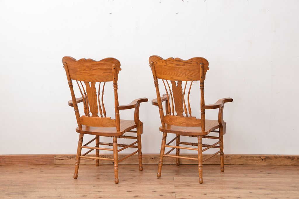 ★中古 IDC大塚家具取扱品 Shin-Lee(シンリー) オーク材ダイニングアームチェア2脚セット(椅子/イス)
