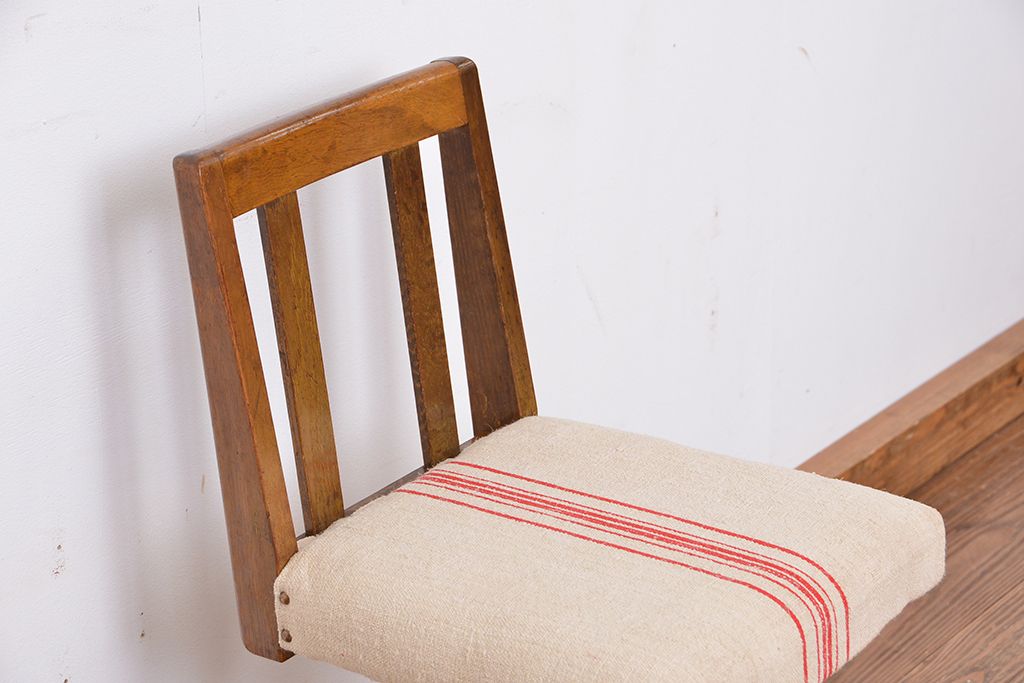 レトロ家具　アンティーク 古い木のレトロな回転チェア(椅子/イス)