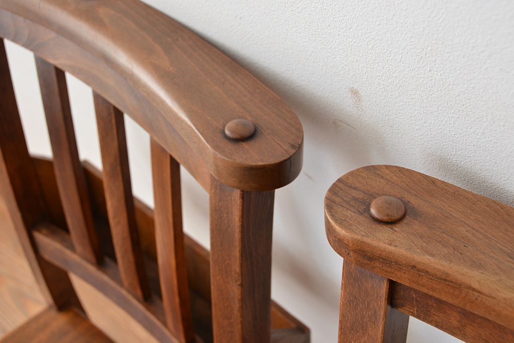 アンティーク家具　イギリスアンティーク　古い木のかわいらしいチャーチチェア2脚セット(教会椅子/イス)