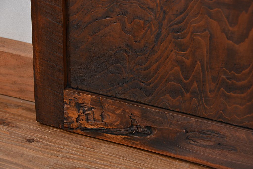 古民具・骨董　杢目の素晴らしい古い杉材一枚板引き戸4枚セット(板戸)(1)