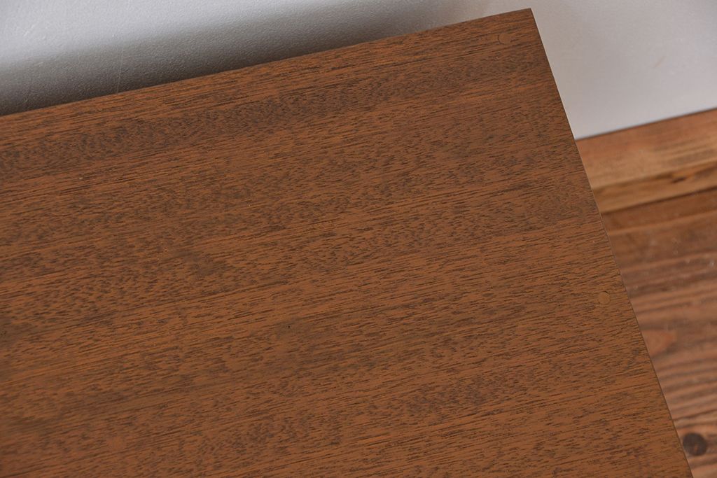 アンティーク家具　アンティーク　シンプルなローチェスト(ローボード)