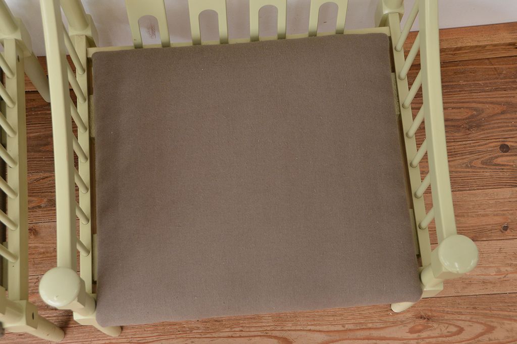 レトロ家具　ビンテージカリモク　レトロな一人掛けソファ2脚セット