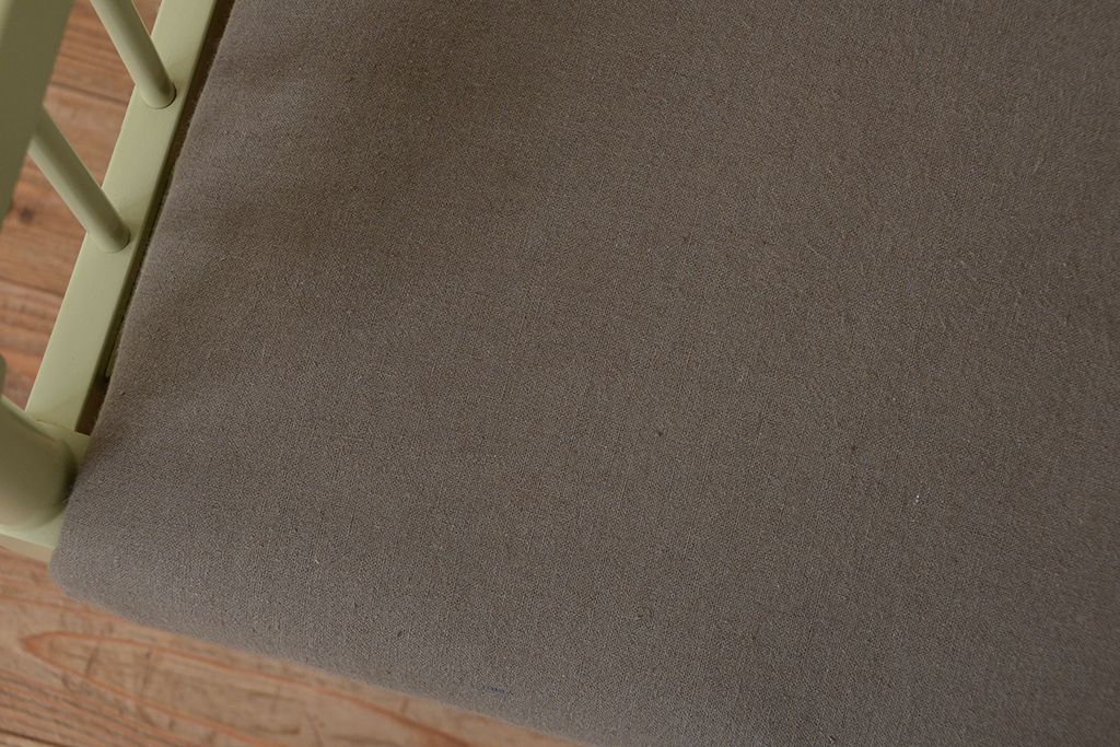 レトロ家具　ビンテージカリモク　レトロな一人掛けソファ2脚セット