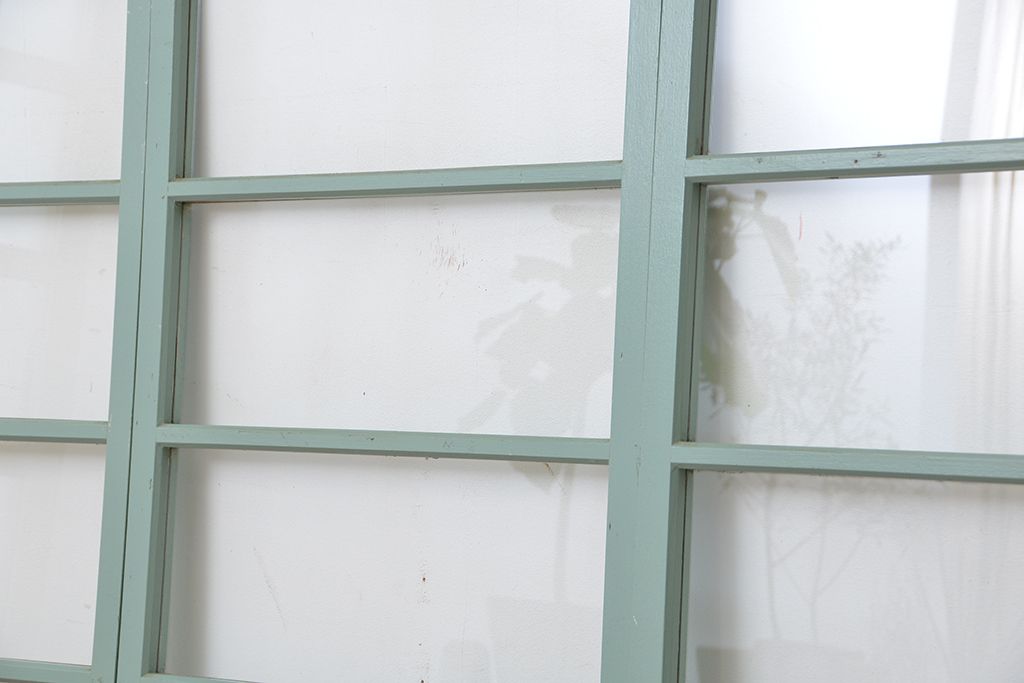 アンティーク　シンプルなペンキの剥げたガラス戸4枚セット(窓、引き戸)