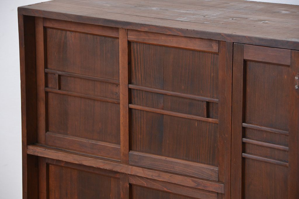 レトロ家具　昭和レトロ　古い木の下駄箱(収納棚)