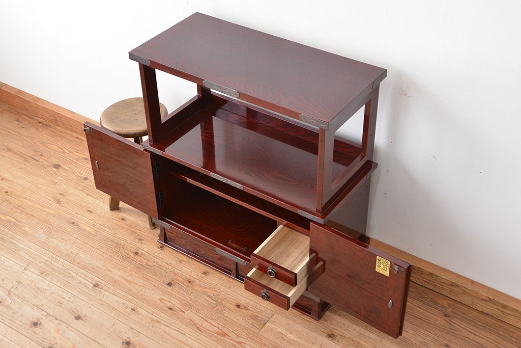 新同品　彫金、伝統工芸士「菊広」作、木地蝋塗り岩谷堂箪笥飾り棚(購入金額約60万)