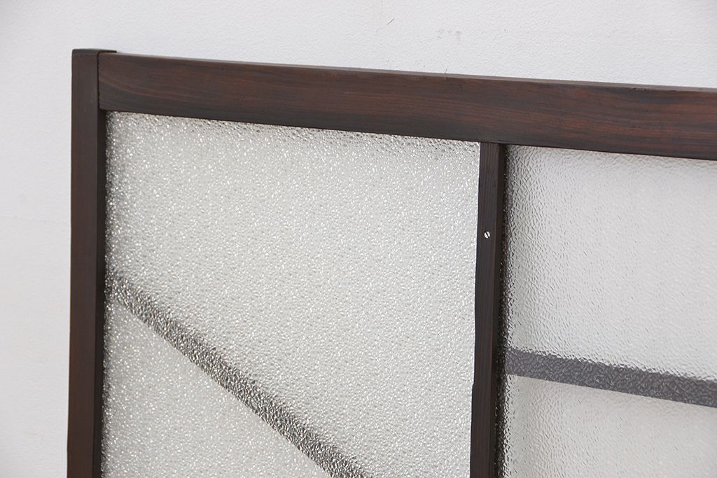 大正ロマン　古い洋館の変わりデザインの明り取り