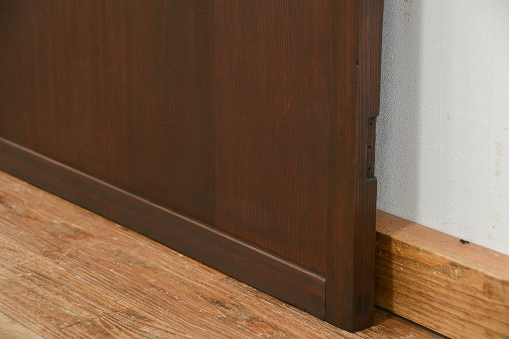 アンティーク　柾目の美しい上品な扉(ドア)