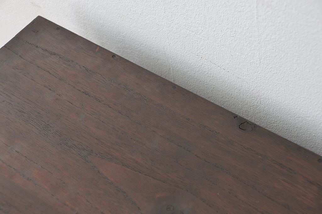レトロ家具　昭和レトロ　鉄脚付きアンティークローボード?(収納棚)