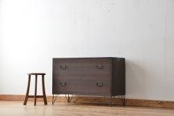 アンティーク家具　アンティーク　鉄脚付き　ローチェスト(ローボード)