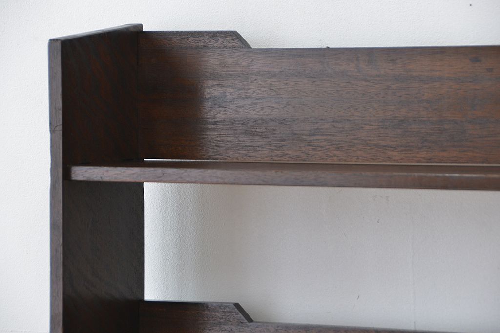 レトロ家具　★昭和レトロ　シンプルな本棚(ブックシェルフ)