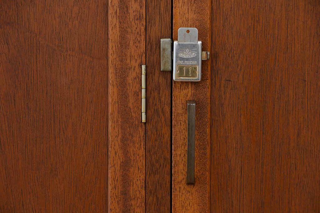 レトロ家具　昭和レトロ　1960年代シンプルなアンティーク三連ロッカー(3)