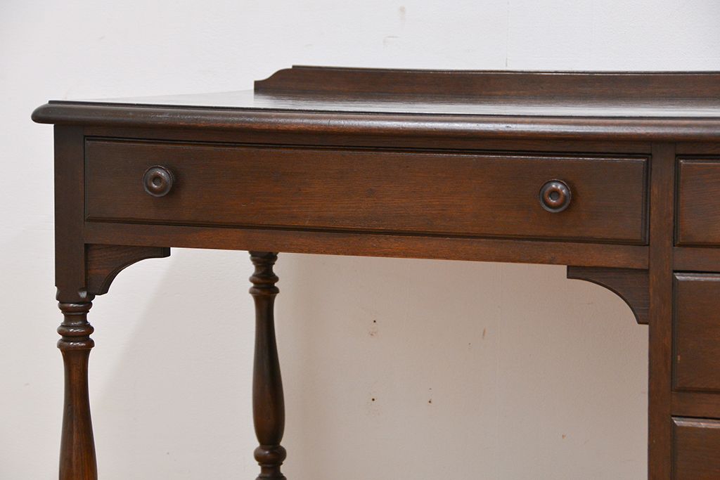 ビンテージ家具　1960年代　上品な片袖机(テーブル)