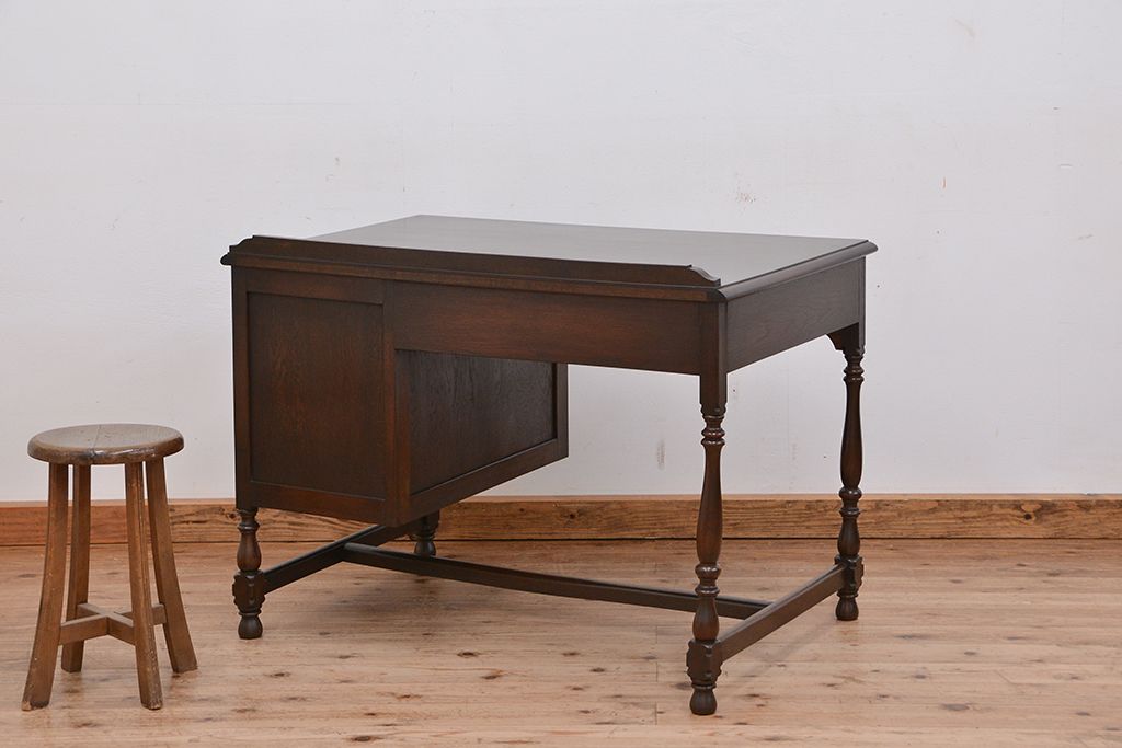 ビンテージ家具　1960年代　上品な片袖机(テーブル)