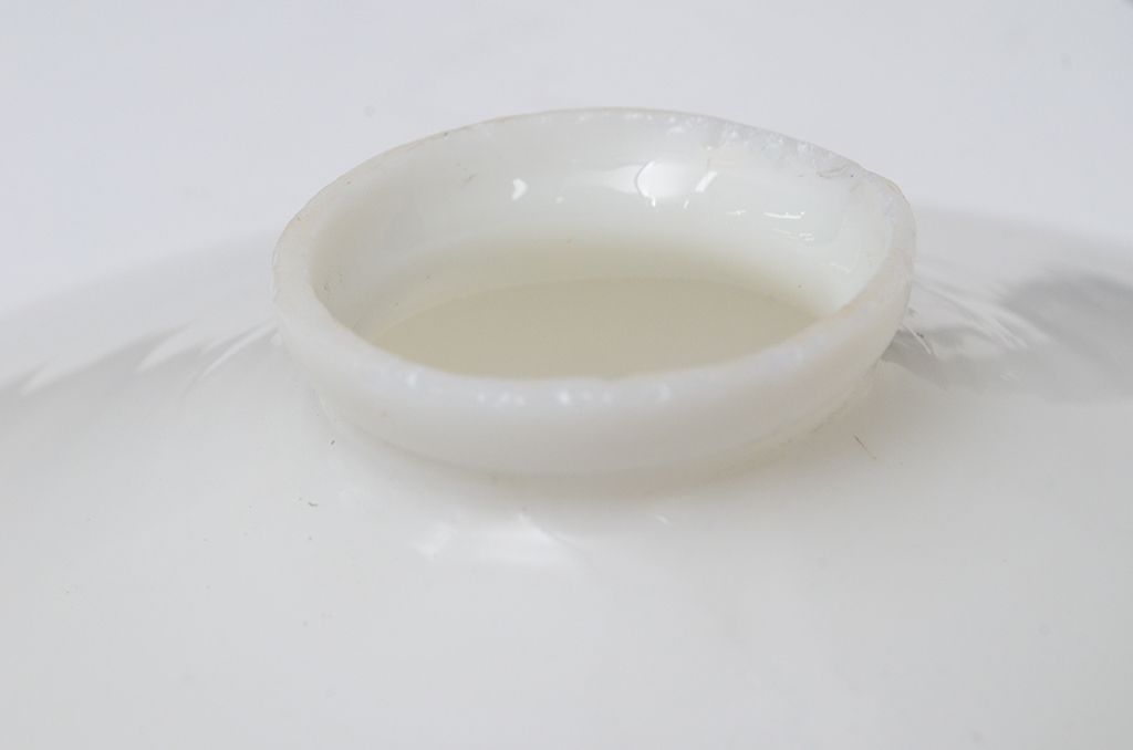 古い乳白平笠ガラス照明2点セット?