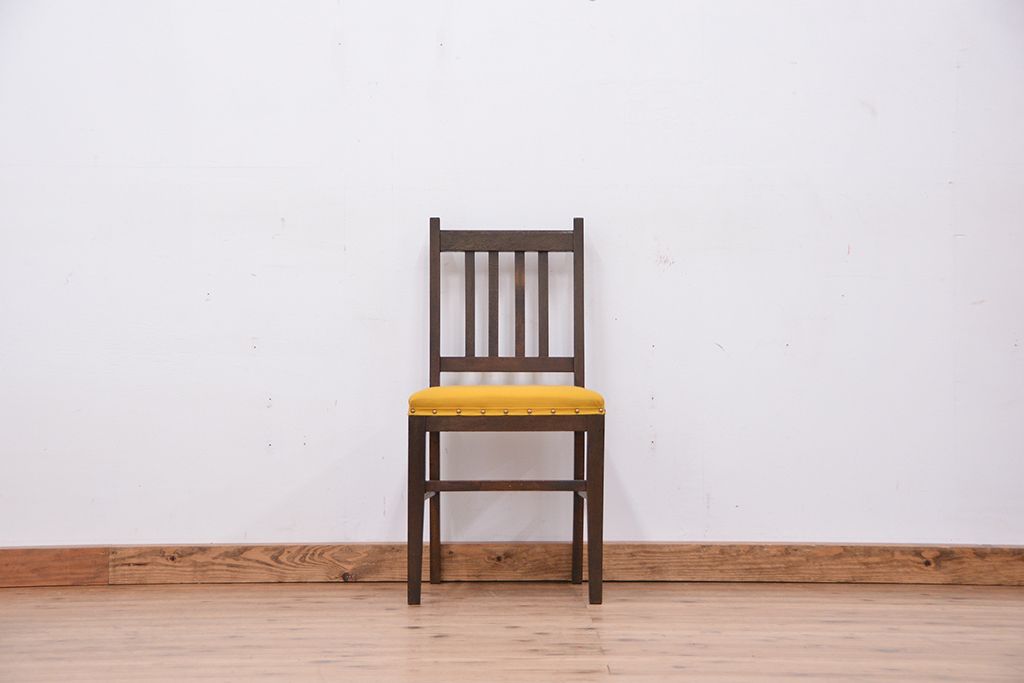 レトロ家具　昭和レトロ　古いナラ材の椅子(イス、チェア)