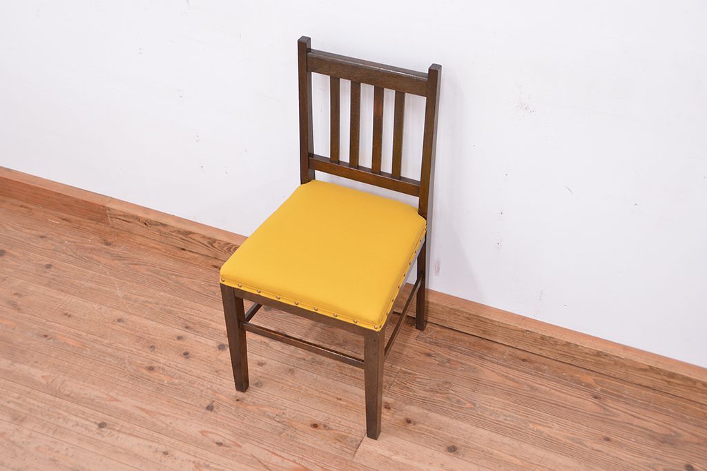 レトロ家具　昭和レトロ　古いナラ材の椅子(イス、チェア)