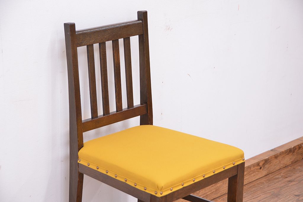 レトロ家具　昭和レトロ　古いナラ材の椅子(イス、チェア)