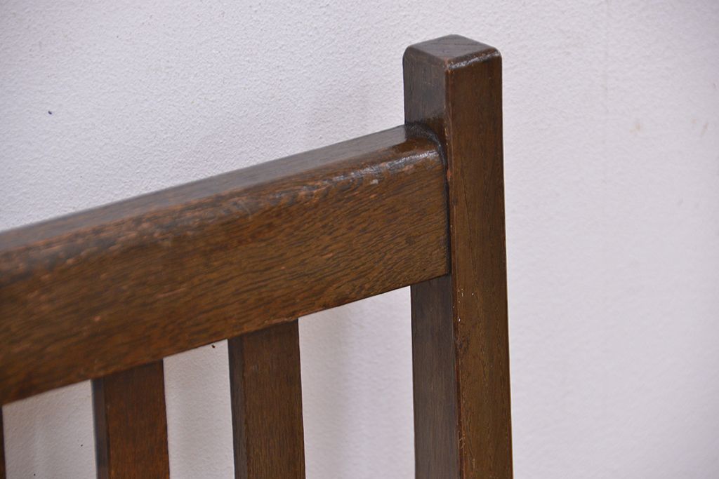 レトロ家具　昭和レトロ　古いナラ材の椅子(イス、チェア)