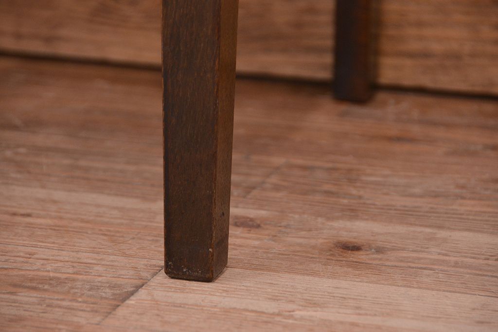 レトロ家具　昭和レトロ　古いナラ材の椅子(イス、チェア)
