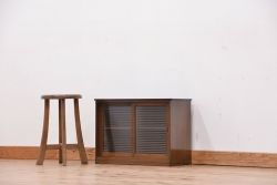 レトロ家具　昭和レトロ　小さなモールガラス収納棚