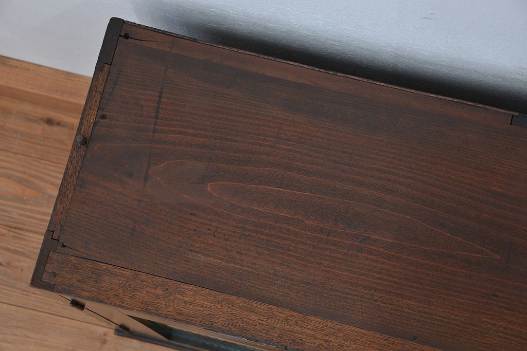 アンティーク家具　☆アンティーク　モールガラス入り三段重ねブックケース(本箱、本棚)