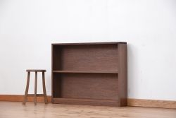 レトロ家具　昭和レトロ　古い木のシンプルな薄型飾り棚(2)(本棚)