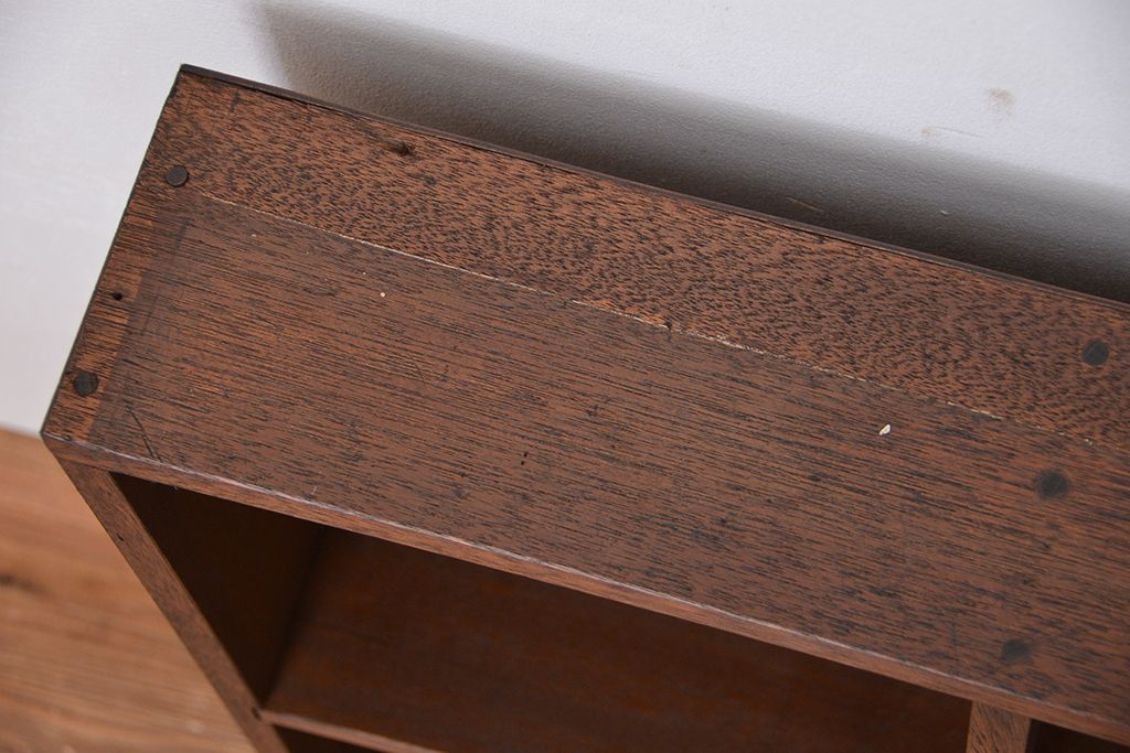 レトロ家具　昭和レトロ　古い木のシンプルな薄型飾り棚(5)(本棚)