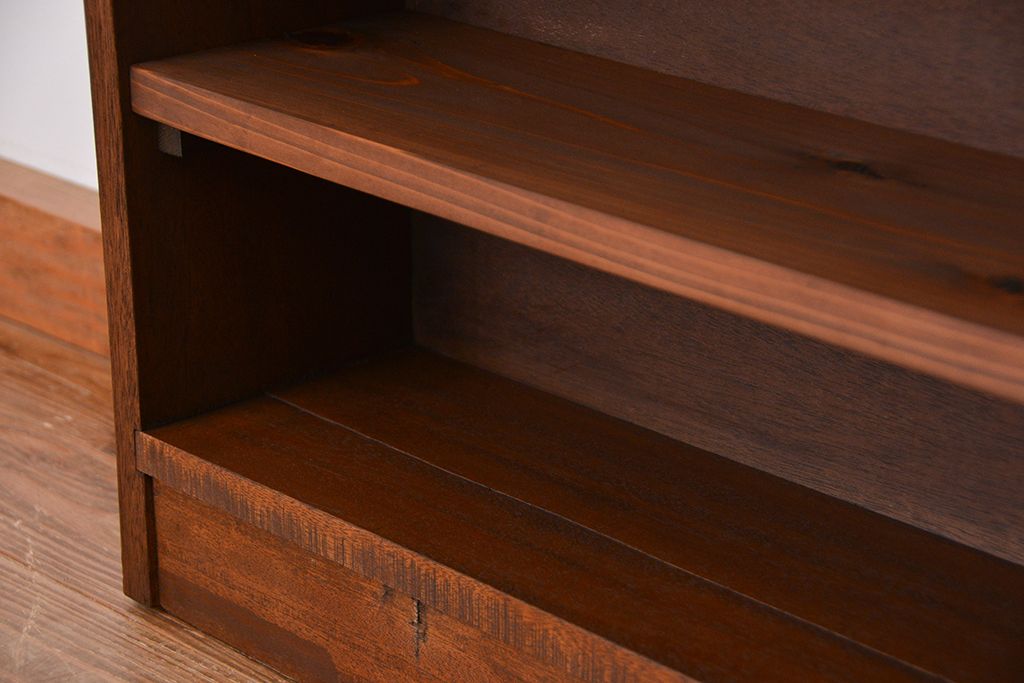 レトロ家具　昭和レトロ　古い木のシンプルな薄型飾り棚(7)(本棚)