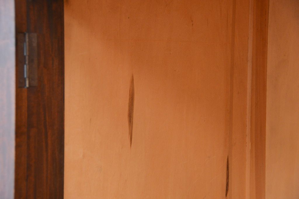 ビンテージ　中古 軽井沢彫りワードローブ(洋服箪笥、洋服タンス)