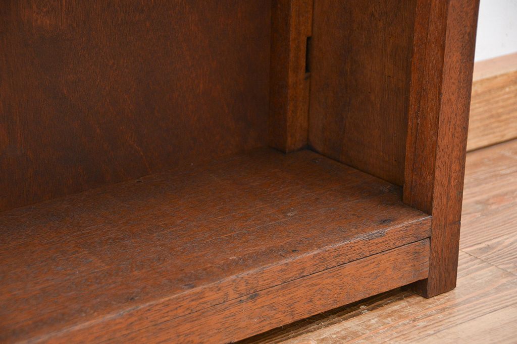 レトロ家具　★昭和レトロ　シンプルな薄型飾り棚(本棚)