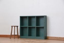 レトロ家具　昭和レトロ　シンプルなペイント薄型飾り棚(7)(本棚)