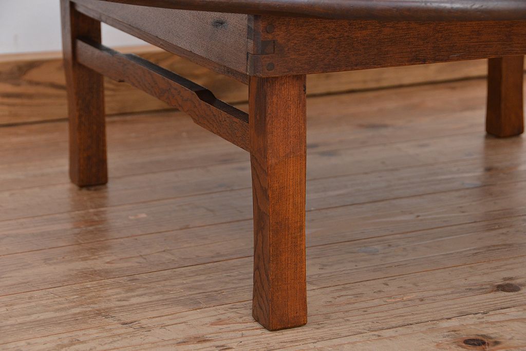 アンティーク家具　アンティーク　古い栓材の丸ちゃぶ台(テーブル・机)