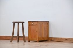レトロ家具　昭和レトロ　小さな引き出し付き収納棚(サイドテーブル)