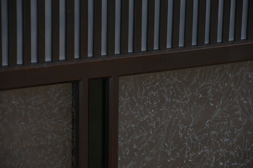 ★古民具・骨董　色ガラス入り格子戸2枚セット(ガラス戸、引き戸)