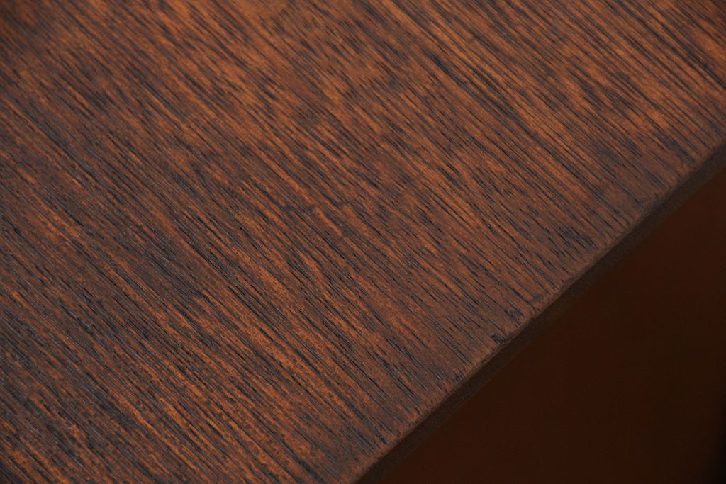 レトロ家具　昭和レトロ　杢目の素晴らしい小さな収納棚(ローボード)