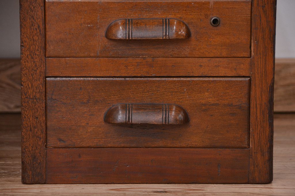 レトロ家具　昭和レトロ　古い木の片袖机(テーブル、作業台)