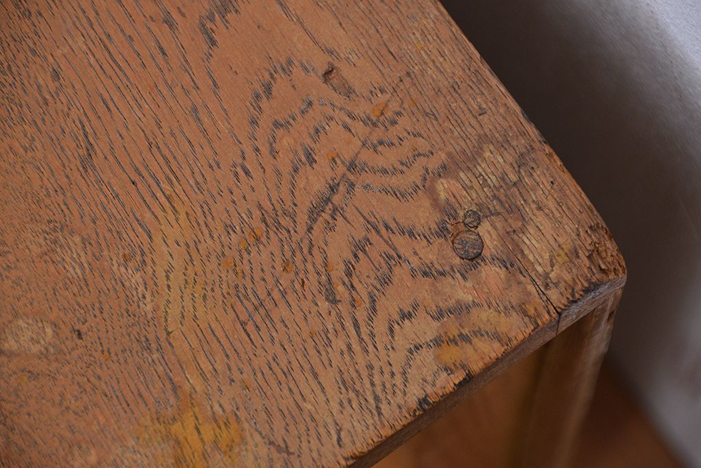 レトロ家具　昭和レトロ　古い学校の角スツール2脚セット(2)(イス、椅子)