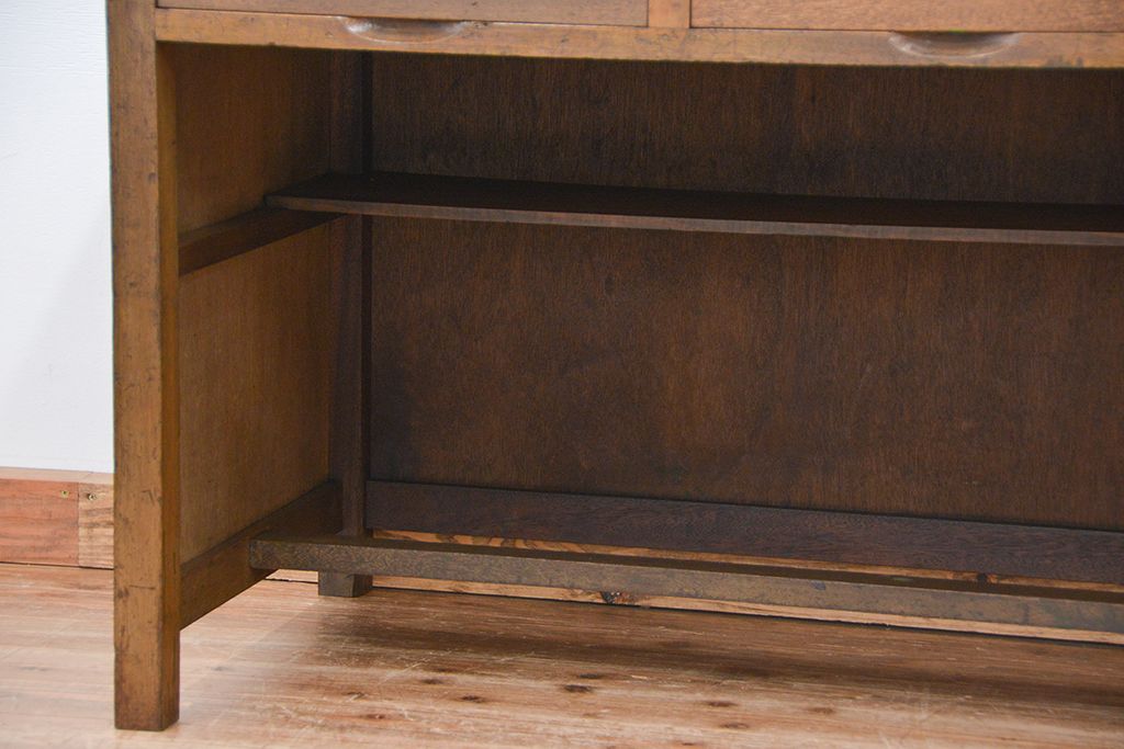 レトロ家具　★昭和レトロ　カウンター式の平机(カウンターテーブル)