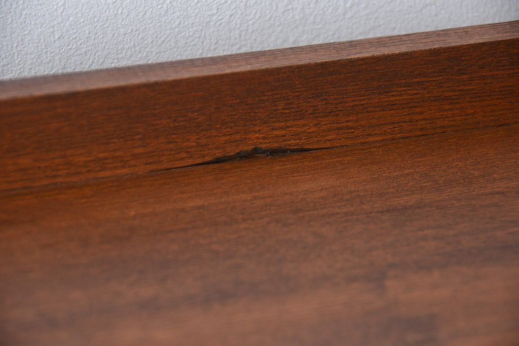 レトロ家具　昭和レトロ　シンプルな本棚(飾り棚)
