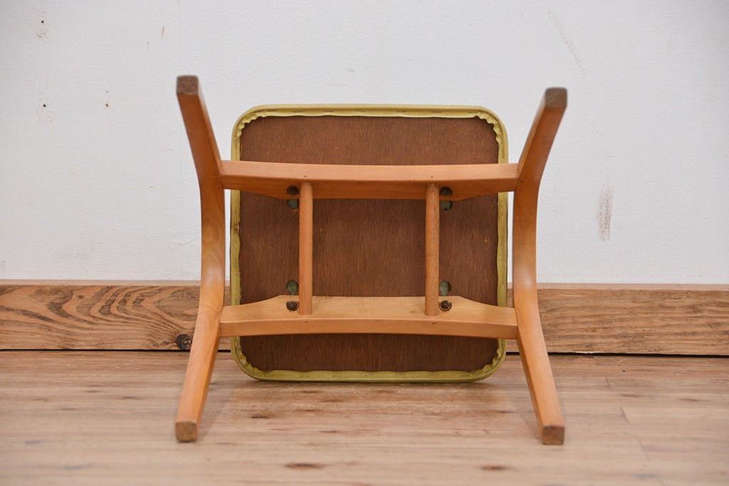中古　秋田木工　ビンテージスツール(椅子、イス)