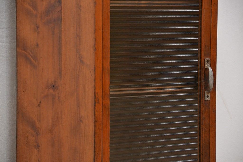 アンティーク家具　アンティーク　珍しいサイズのモールガラス収納棚(本棚)
